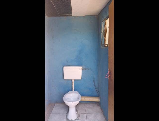 2 BEDROOM HOUSE FOR SALE IN ESSELEN PARK